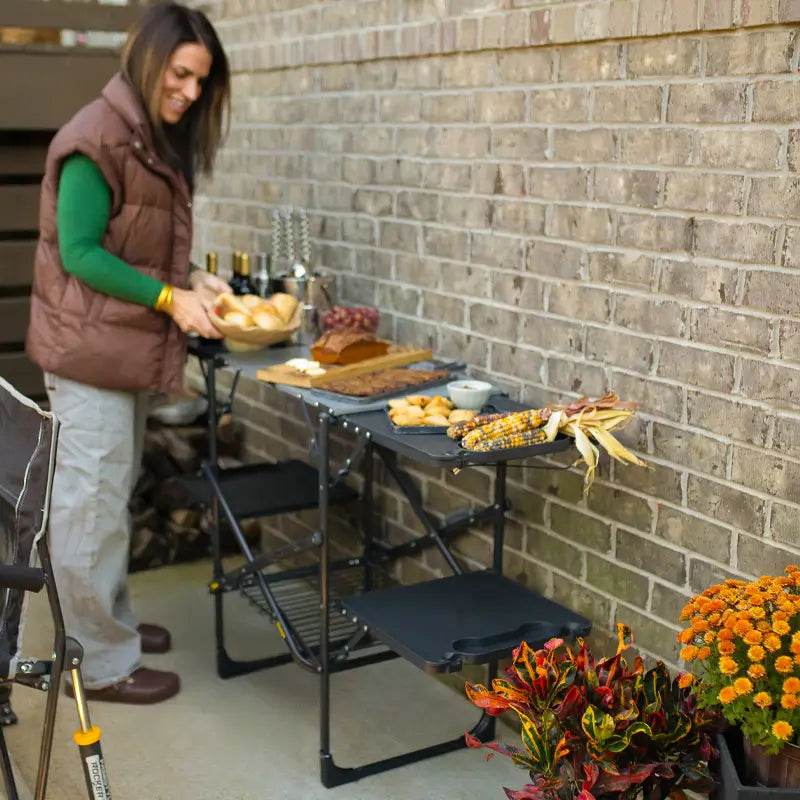 Slim-Fold Cook Station™ - Event Day Serve