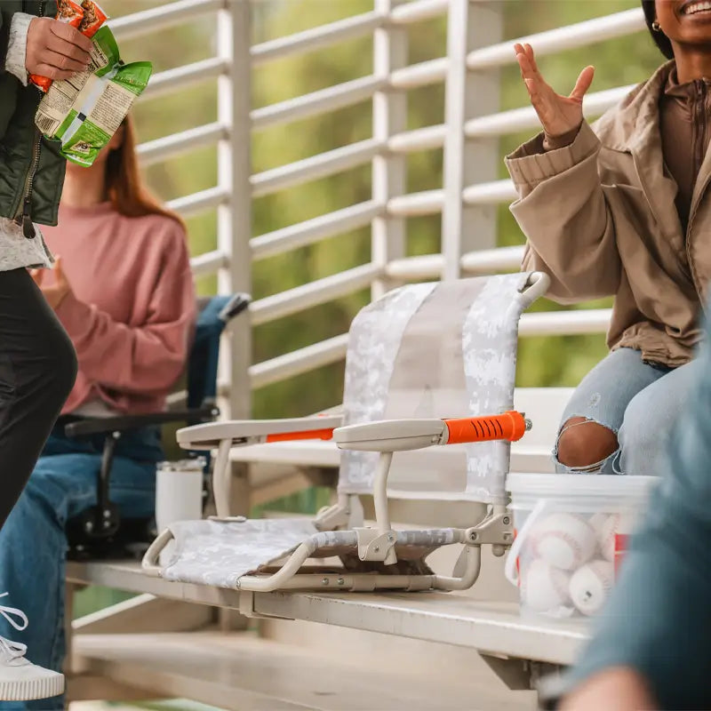 Stadium Rock-Cliner™ - Trackside Style